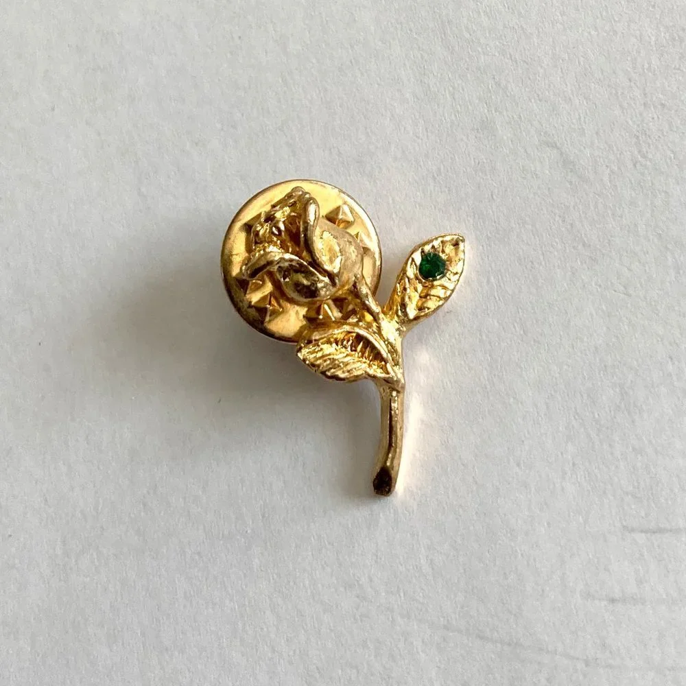 Gold Rose Pin Brooch .25 inch